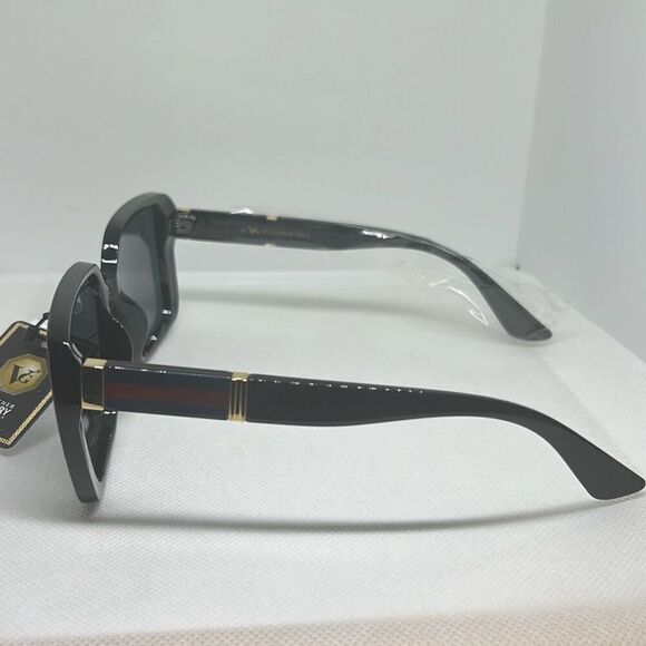 VG Women’s Butterfly Squared Women’s Sunglasses - Picture 2 of 3